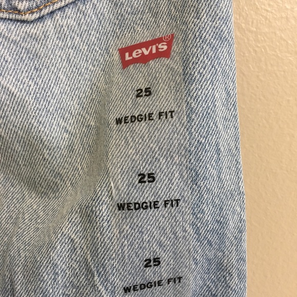 NWT high waisted wedgie Levi’s - Picture 6 of 6